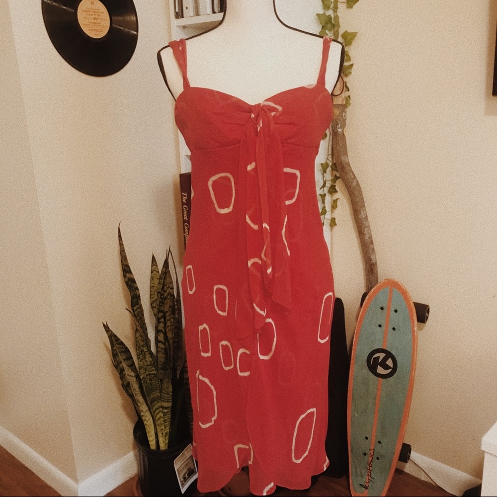 bcbgmaxazria red patterned dress | size 8